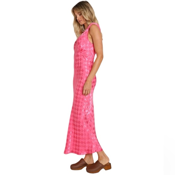 Jen’s Pirate Booty Hot Pink Wavecrest Check Jacquard Maxi Dress Medium - Picture 2 of 8